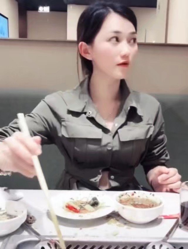 不扣纽约的女孩手机版(1080p 下载不纽扣的女孩)